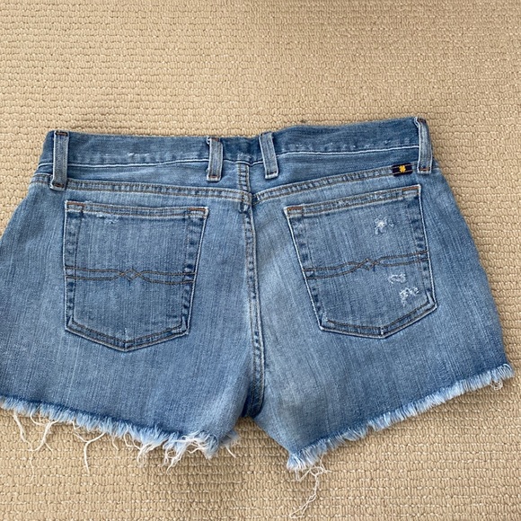 Lucky Brand (the Riley Jean shorts) - Picture 2 of 6